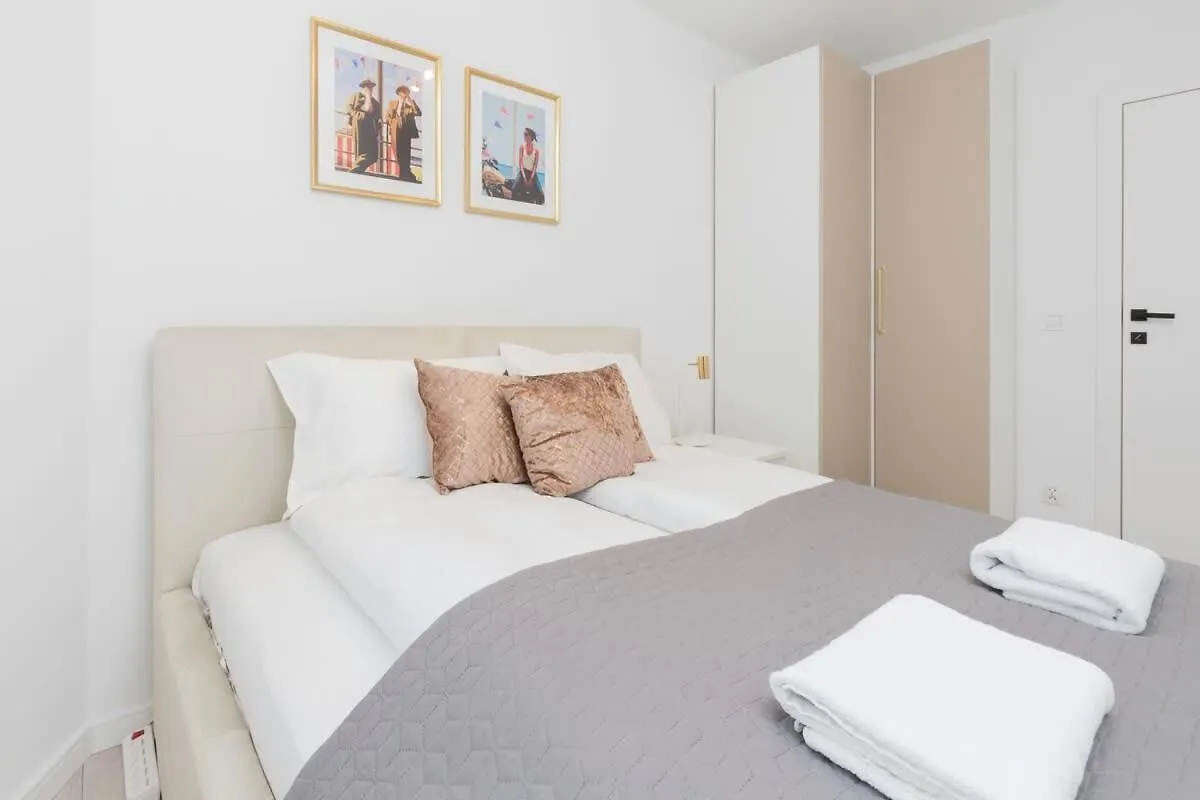 Piastowska 30 Garden Free Parking By Renters Prestige Apartment Gdansk